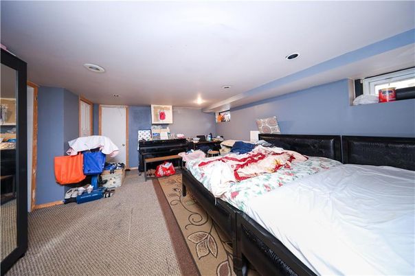 Bedroom, Interior, Piano, Recessed Lighting