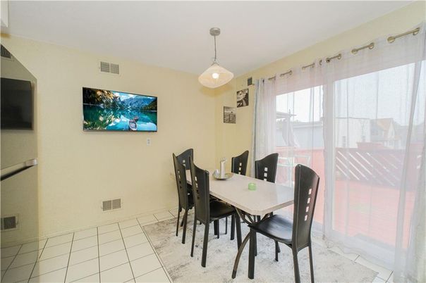 Dining room, Interior, Pendant Lights
