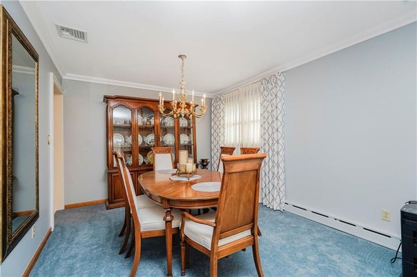 Chandelier, Dining room, Interior