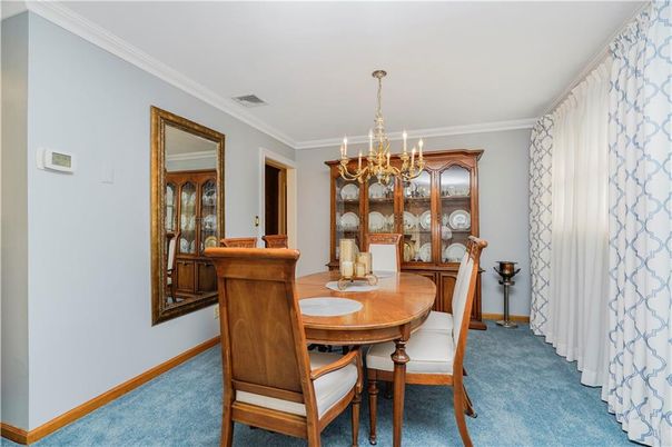 Chandelier, Dining room, Interior