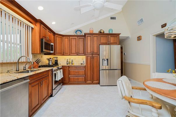 Interior, Kitchen, Recessed Lighting