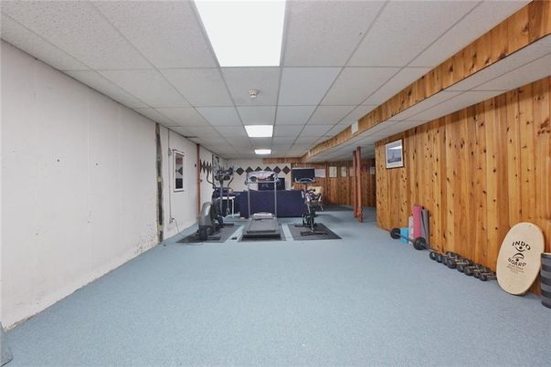 Fitness Equipment, Interior, Recessed Lighting, Wooden Walls