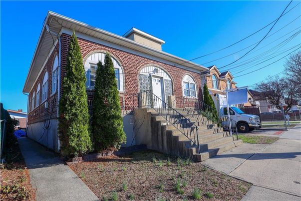 Exterior, Facade, Brick Facade, None
