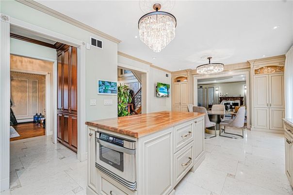 Chandelier, Dining room, Interior, Kitchen, Recessed Lighting