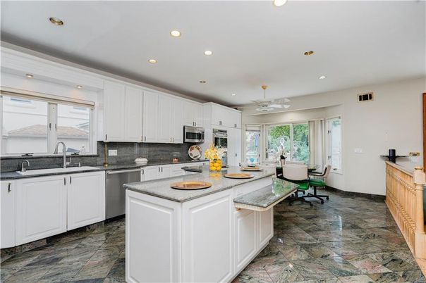 Dining room, Interior, Kitchen, Recessed Lighting, Stainless Steel Appliances