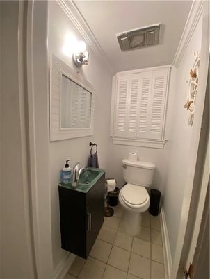 Bathroom, Interior