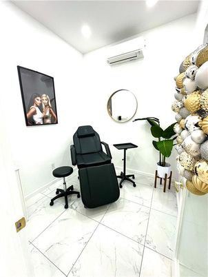 Interior, Marble, Recessed Lighting