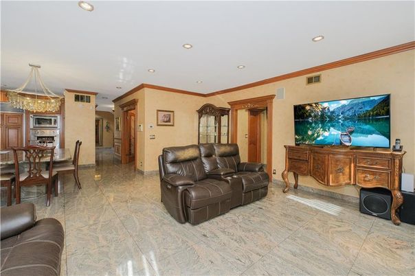 Chandelier, Dining room, Interior, Recessed Lighting