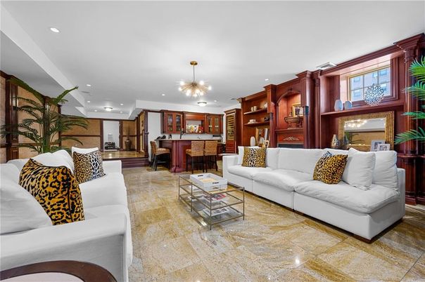 Interior, Living room, Pendant Lights, Recessed Lighting