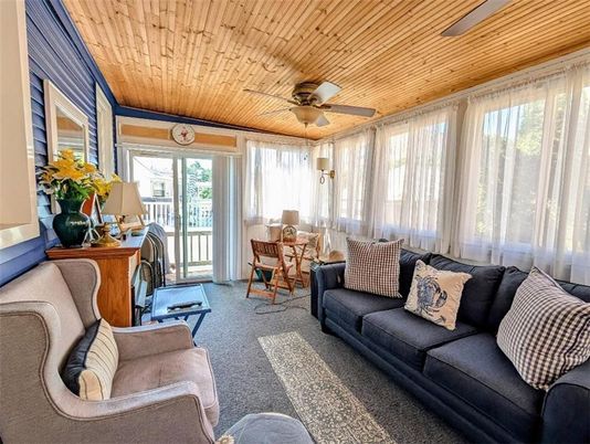 Dining room, Interior, Living room, Wooden Ceilings