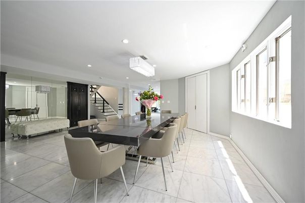 Chandelier, Dining room, Interior, Marble, Recessed Lighting