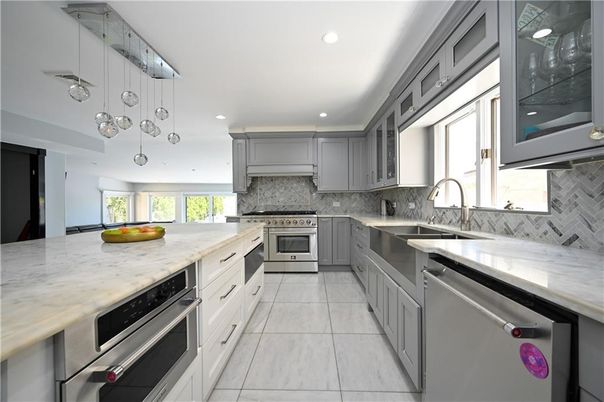 Interior, Kitchen, Pendant Lights, Recessed Lighting, Stainless Steel Appliances