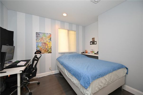 Bedroom, Home Office, Interior, Recessed Lighting, Wood Texture Flooring