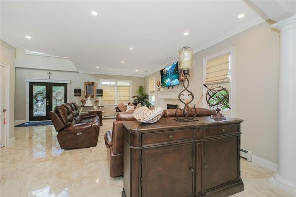 Fireplace, Interior, Living room, Recessed Lighting
