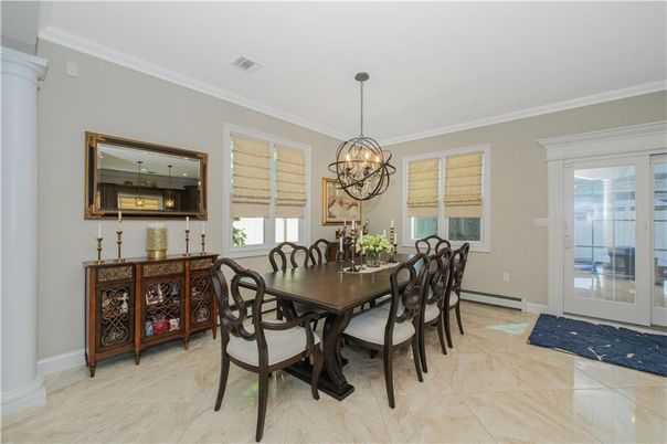 Chandelier, Dining room, Interior