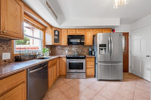 Interior, Kitchen, Stainless Steel Appliances
