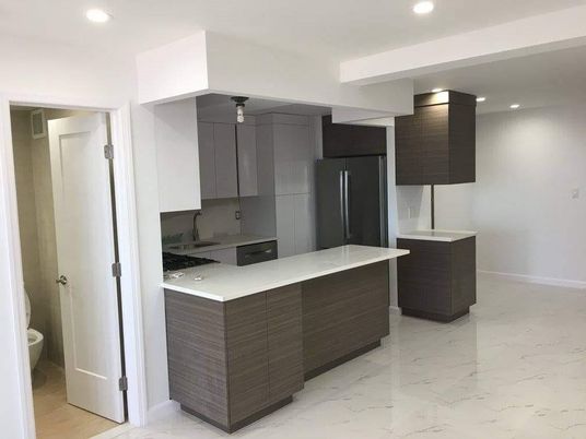 Interior, Kitchen, Marble, Recessed Lighting