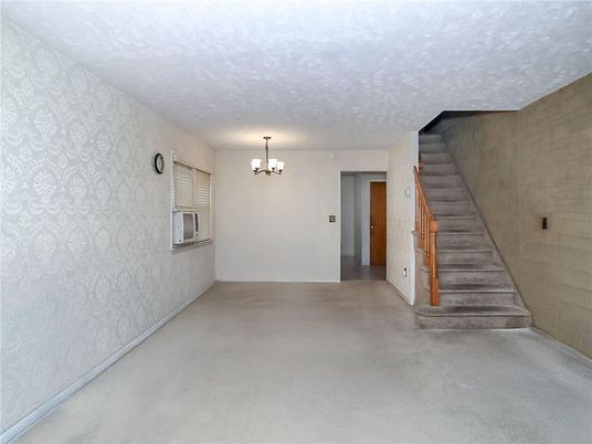Chandelier, Empty room, Interior
