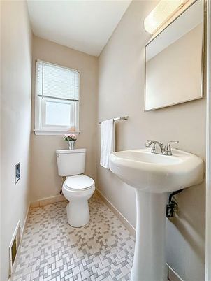 Bathroom, Interior