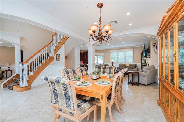 Chandelier, Dining room, Interior, Living room, Recessed Lighting