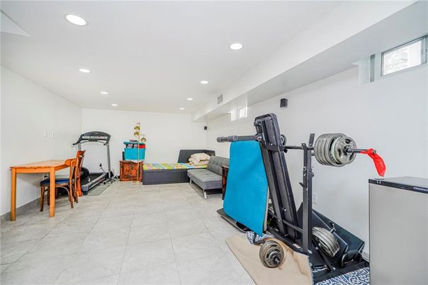 Fitness Equipment, Interior, Recessed Lighting