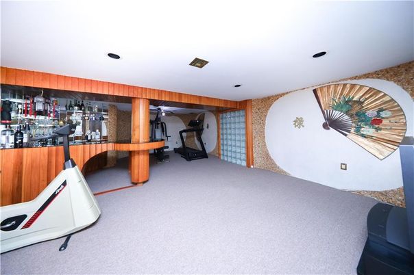 Fitness Equipment, Interior, Recessed Lighting