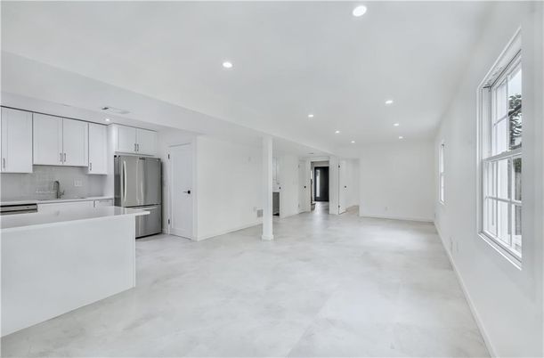 Empty room, Interior, Kitchen, Recessed Lighting