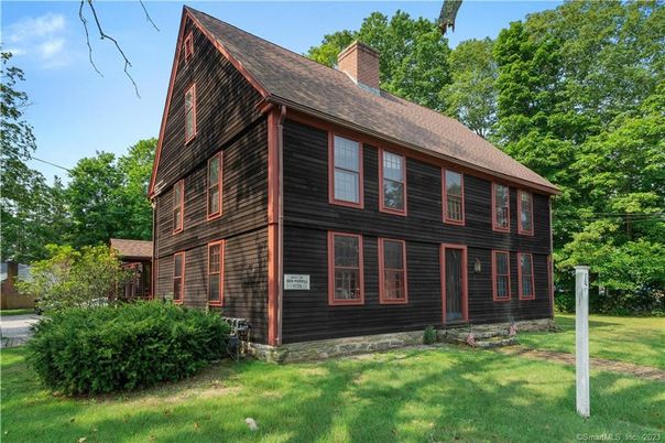 Backyard, Exterior, Facade, Georgian