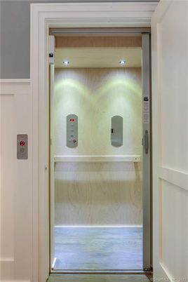 Elevator, Interior