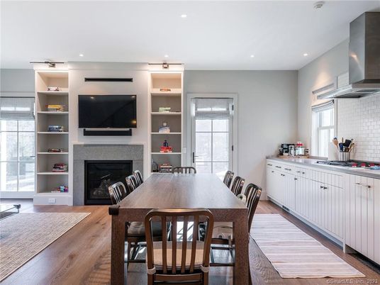 Dining room, Fireplace, Interior, Recessed Lighting, Wood Texture Flooring