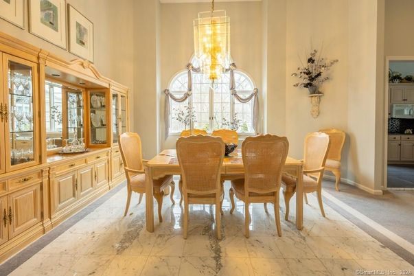 Chandelier, Dining room, Interior, Marble, Pendant Lights