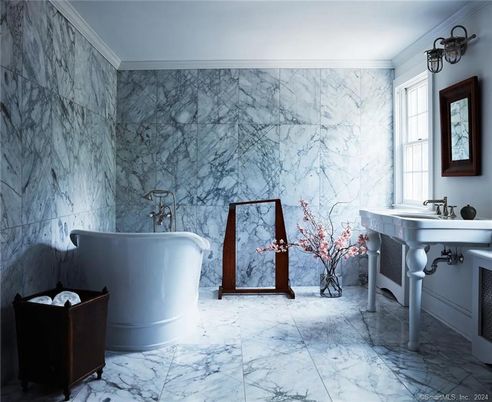 Bathroom, Free Standing Baths, Interior, Marble, Marble Walls