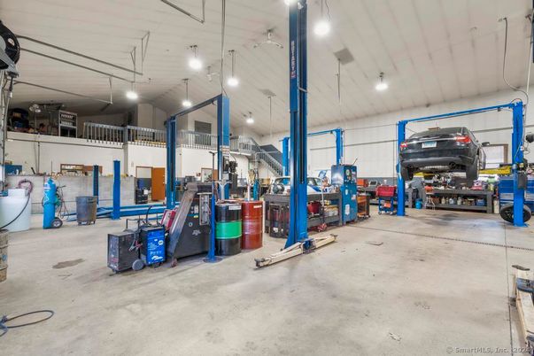 Garage, Interior