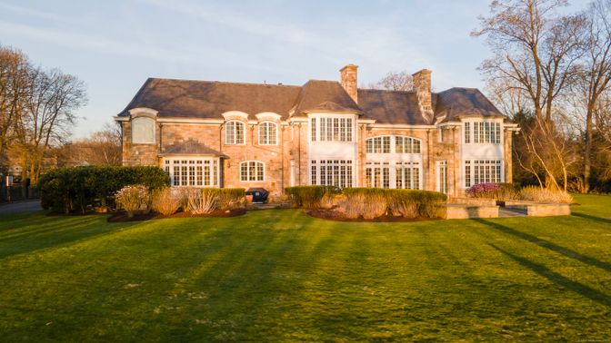 Backyard, Exterior, Facade, French Provincial