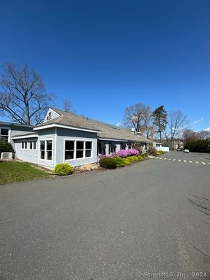 Exterior, Facade, Cape Cod
