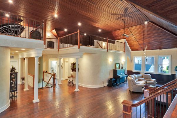 Interior, Living room, Pendant Lights, Recessed Lighting, Wooden Ceilings, Wood Texture Flooring