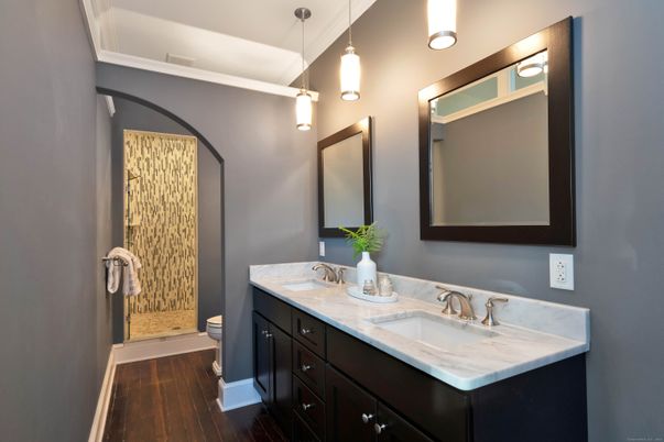 Bathroom, Dual Sink Vanities, Interior, Pendant Lights, Wood Texture Flooring