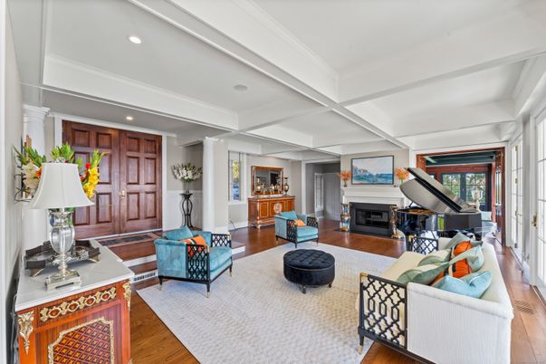 Fireplace, Interior, Living room, Piano, Recessed Lighting, Wood Texture Flooring