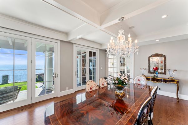 Chandelier, Dining room, Interior, Recessed Lighting, Water, Wood Texture Flooring