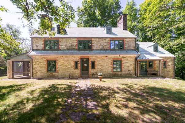 Backyard, Exterior, Facade, Brick Facade, Cape Cod