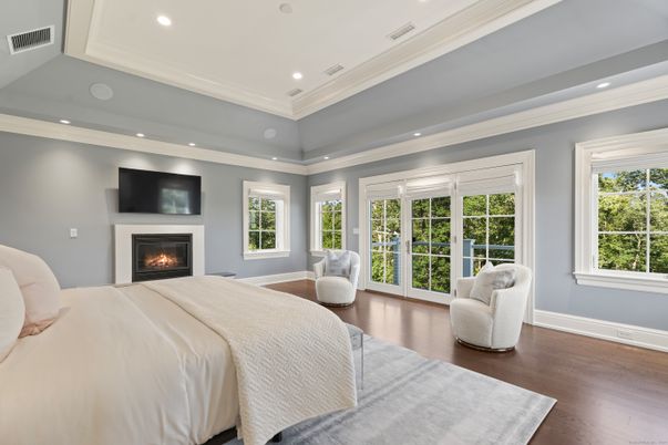 Bedroom, Fireplace, Interior, Recessed Lighting, Wood Texture Flooring