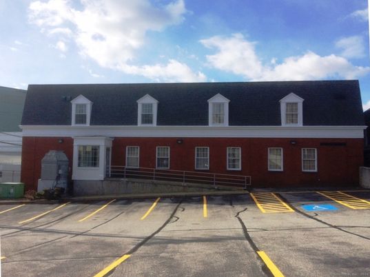 Exterior, Facade, Cape Cod