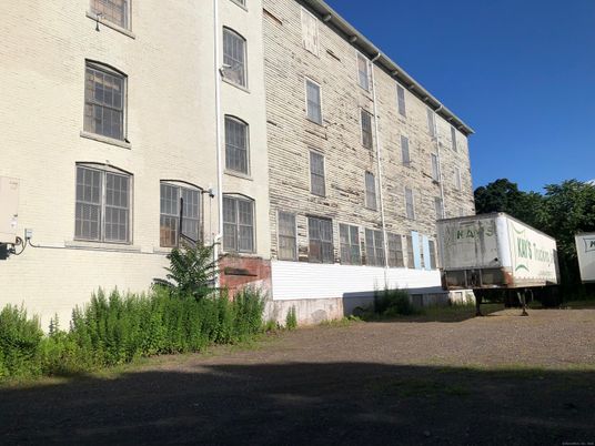 Exterior, Facade, Condo Building