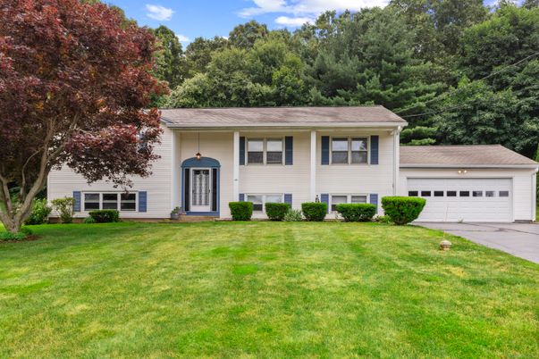 Attached, Exterior, Facade, Raised Ranch