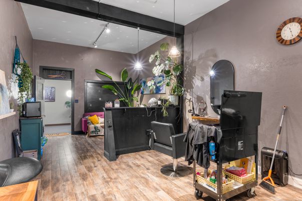 Interior, Pendant Lights, Wood Texture Flooring
