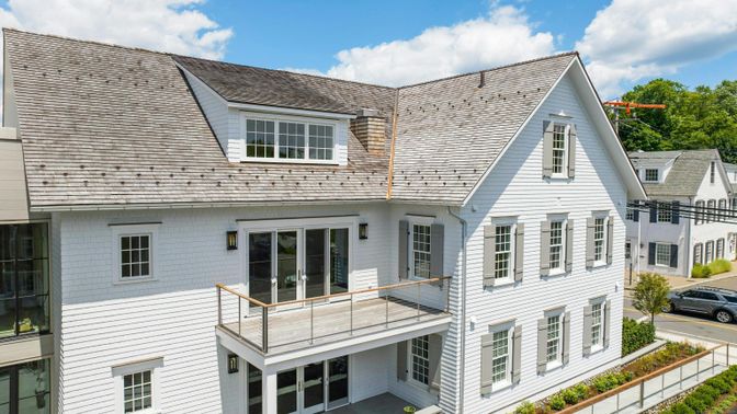 Exterior, Facade, Farmhouse