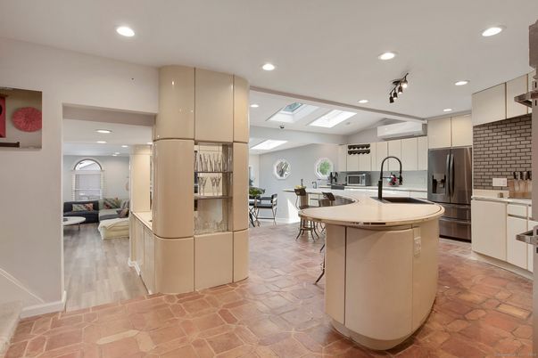 Dining room, Interior, Kitchen, Living room, Recessed Lighting, Stainless Steel Appliances, Wood Texture Flooring