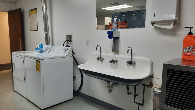 Interior, Washer