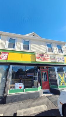 Exterior, Facade, None