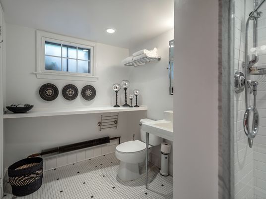 Bathroom, Interior, Recessed Lighting